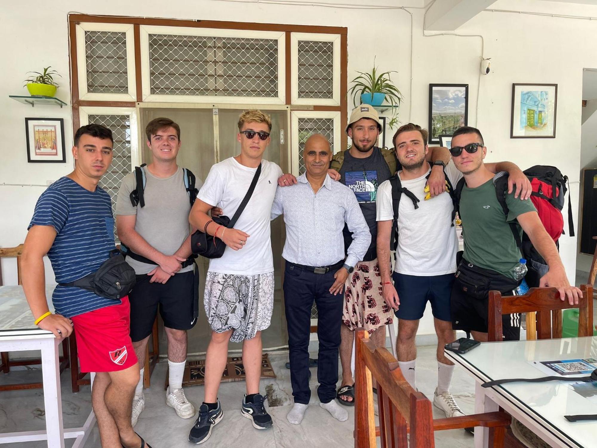 Choudhary White House Udaipur Lägenhet Exteriör bild